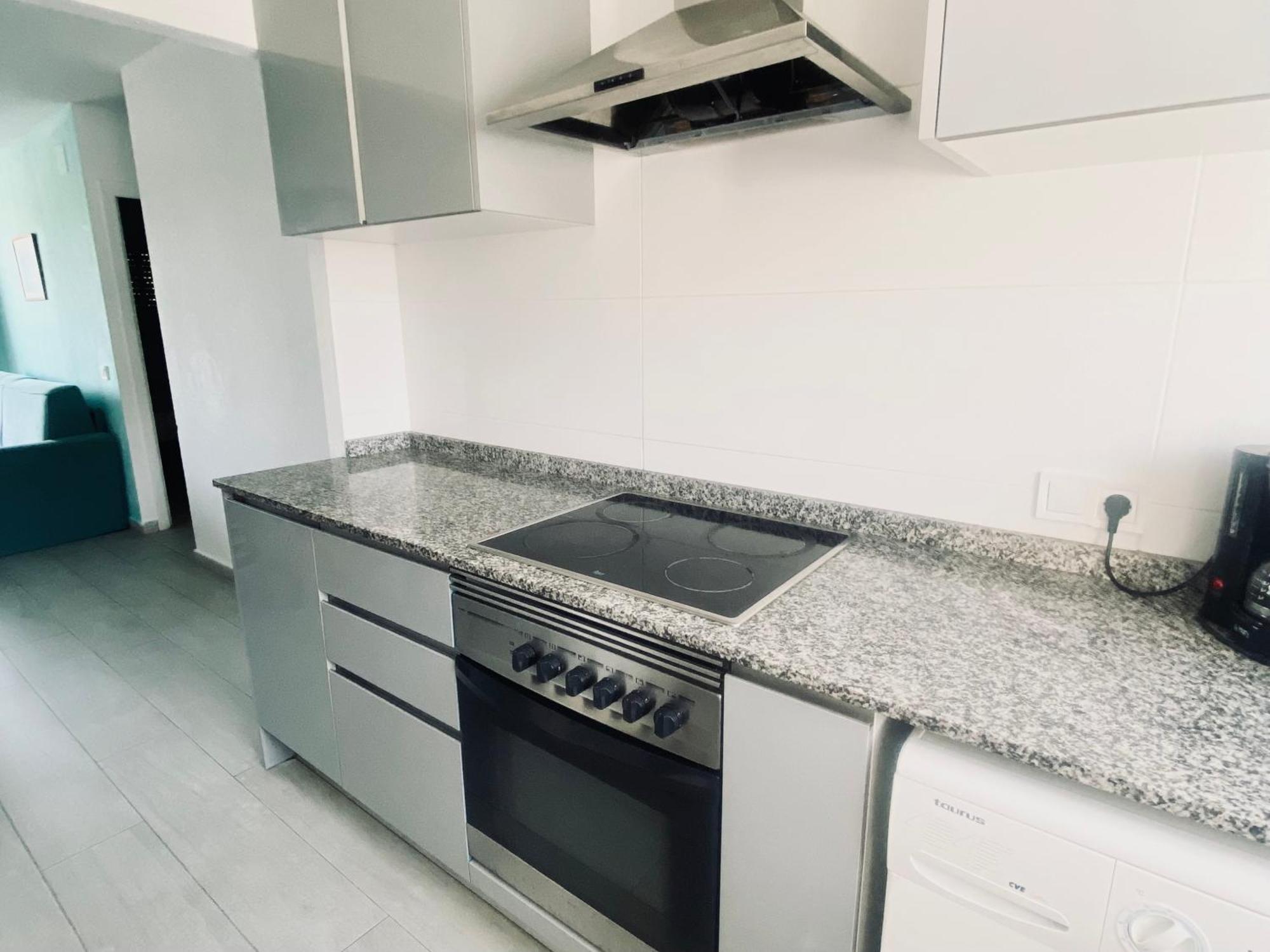 Appartamento Turyva Tarongers 5 - Modern 1-bed & 5 Min To